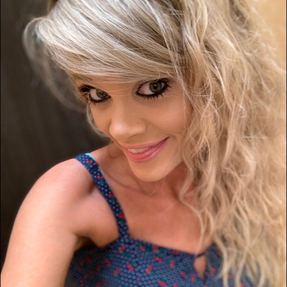 Meet your Posher, Bonnie - Picture 1 of 1